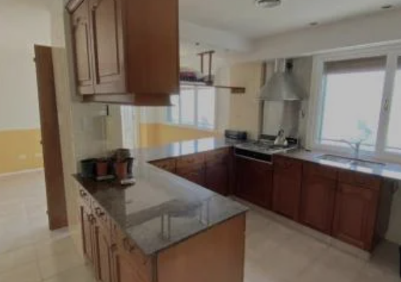 Alquilo departamento centrico